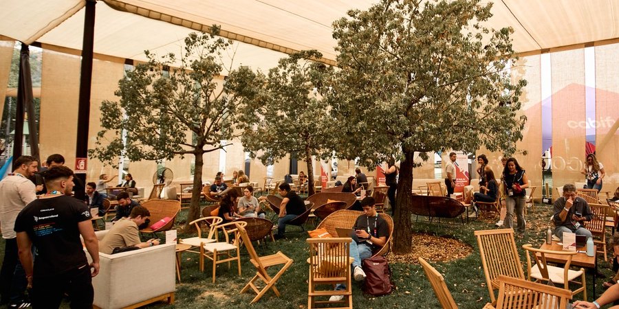 Reuniones 1 a 1 en el Co-investor Lounge de Impactaland 2025